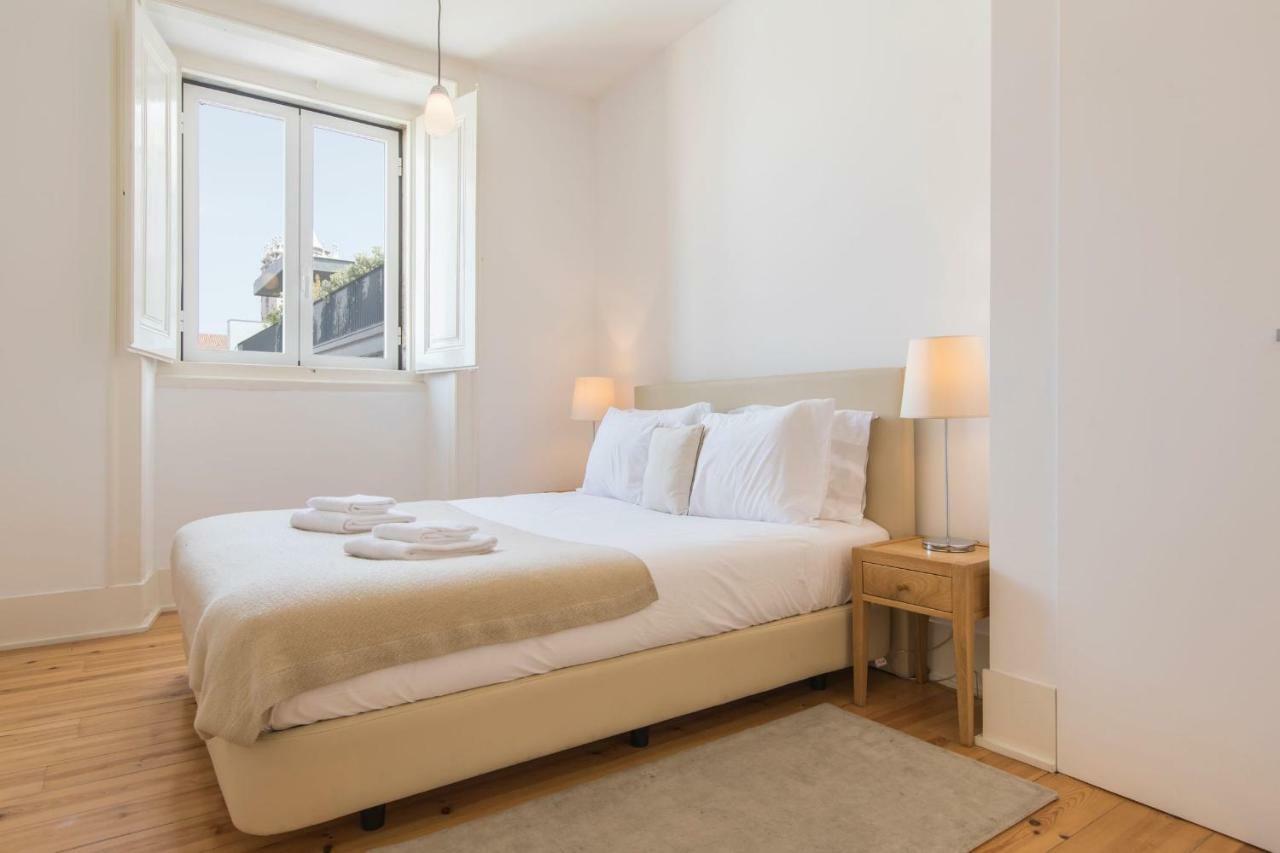 Lovelystay - Sunny Santa Catarina II Lisbona Esterno foto