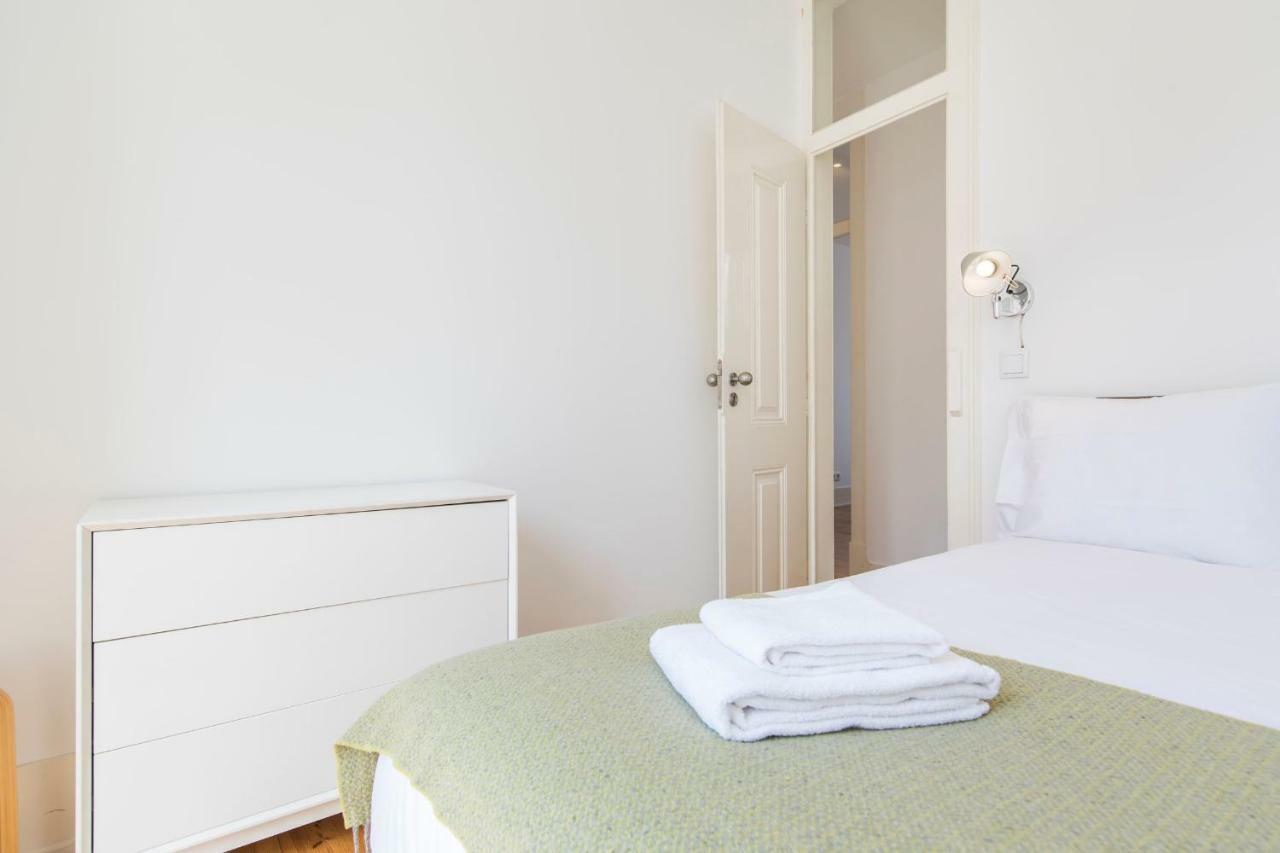 Lovelystay - Sunny Santa Catarina II Lisbona Esterno foto