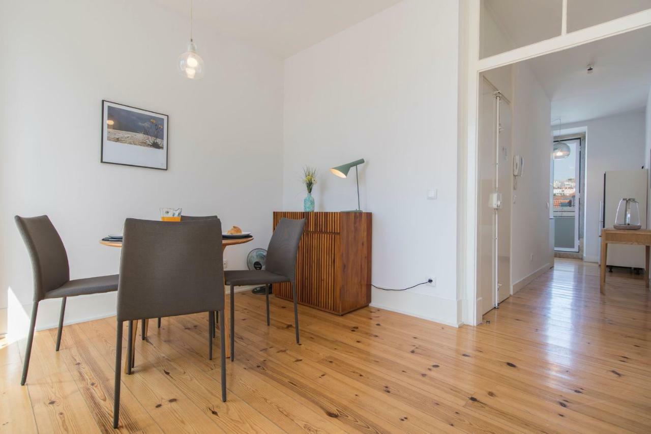 Lovelystay - Sunny Santa Catarina II Lisbona Esterno foto