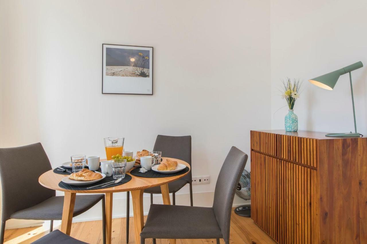 Lovelystay - Sunny Santa Catarina II Lisbona Esterno foto